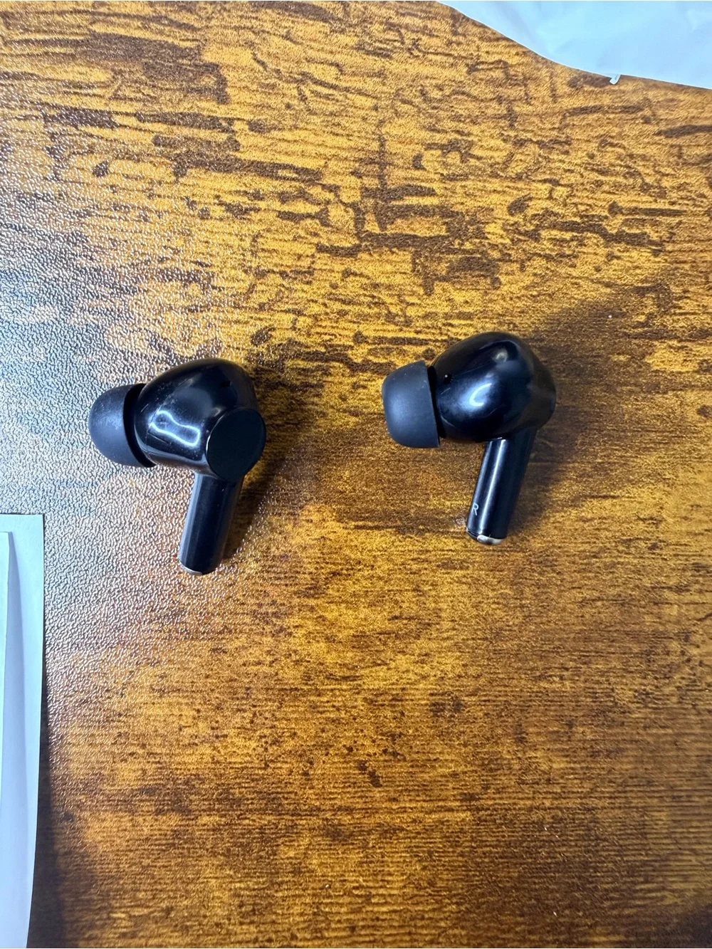 Helix True Wireless Earbuds and Charging Case - Black